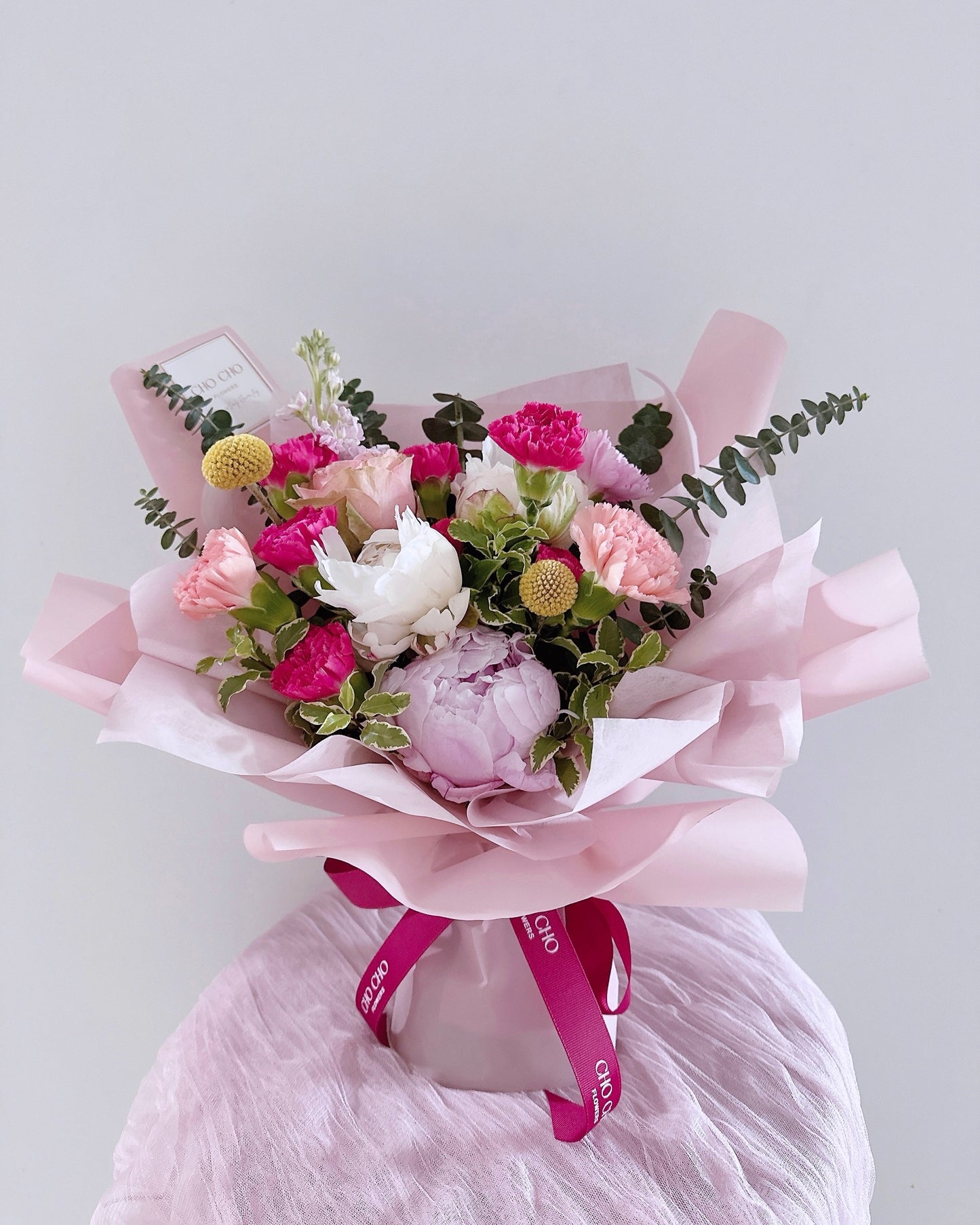 Uniquely Bespoke | Wrapped Bouquet