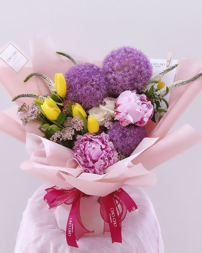 Uniquely Bespoke | Wrapped Bouquet